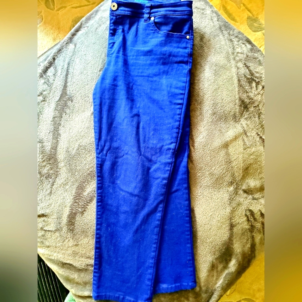 Pretty Blue Skinny stretch jeans